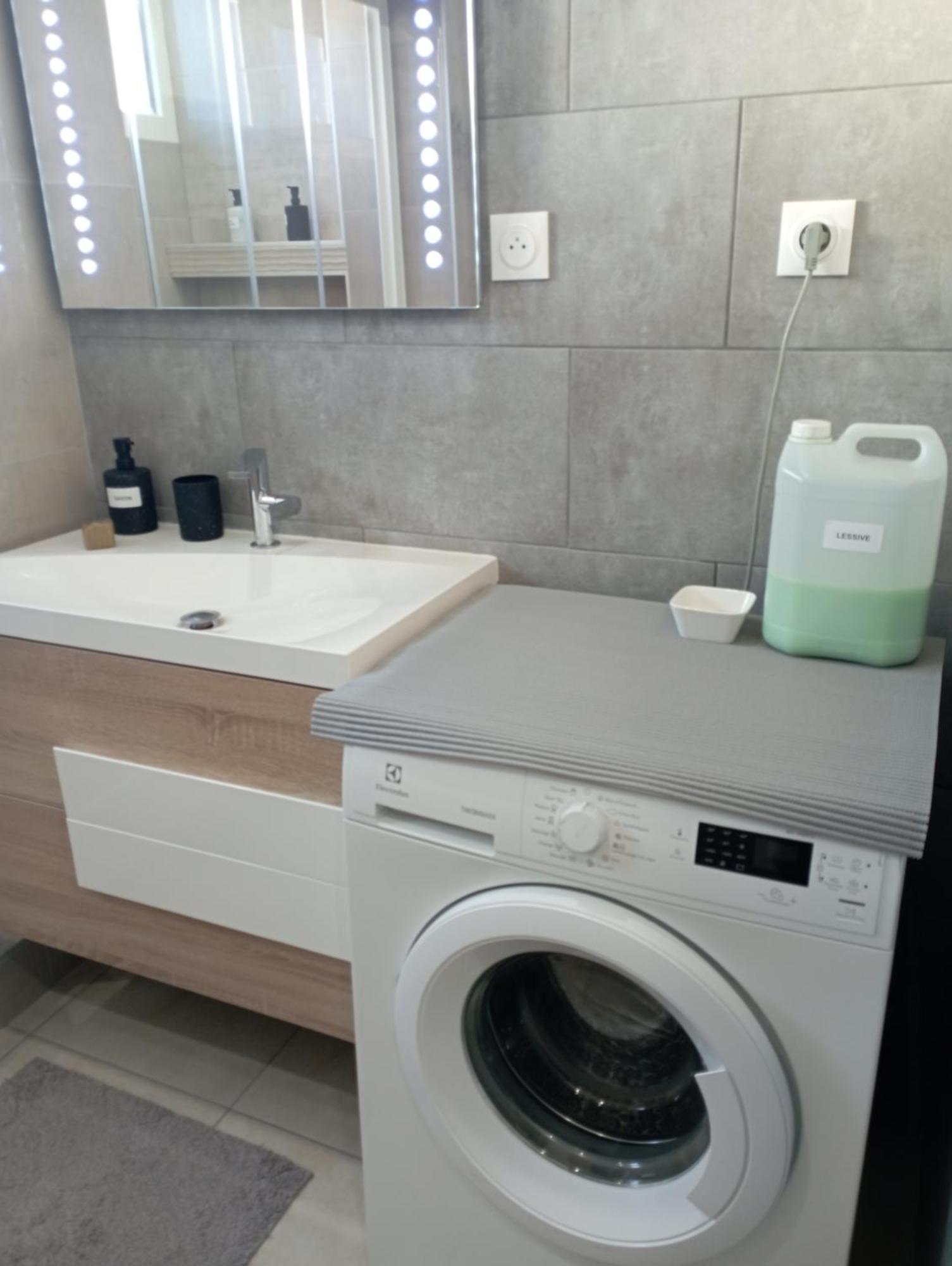 Le Belle Vue Apartment Сент Етиен Екстериор снимка